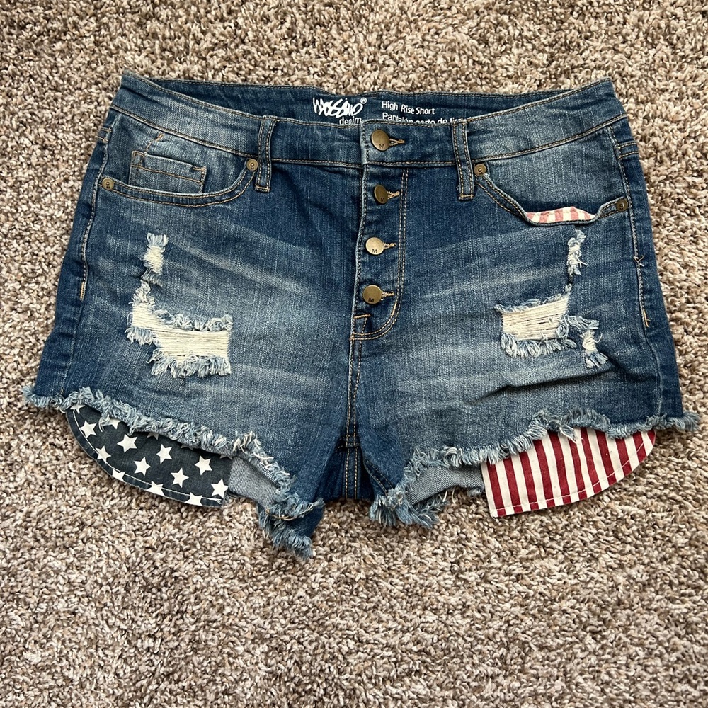 Button fly Mossimo American flag denim shorts